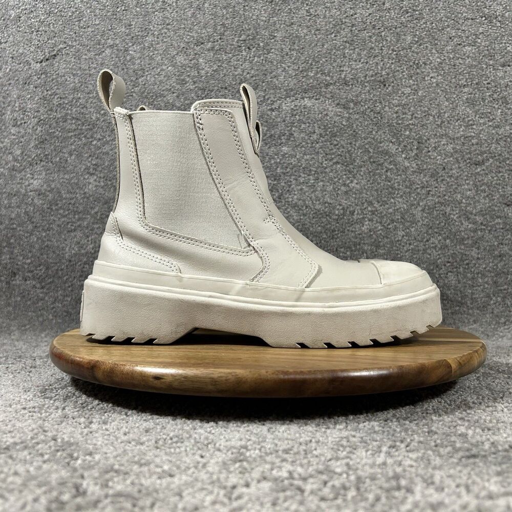 Converse Chuck Taylor All Star Lugged Girls Size 5 Beige Leather Chelsea Boots